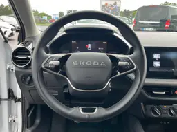 Skoda Fabia - photo 31
