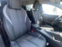 Peugeot 308 - photo 16