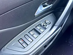 Peugeot 308 - photo 29