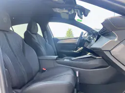 Peugeot 308 - photo 12