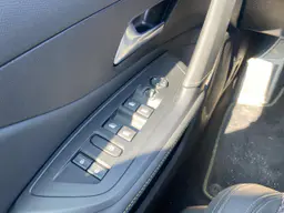 Peugeot 308 - photo 32