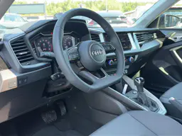 Audi A1 - photo 11