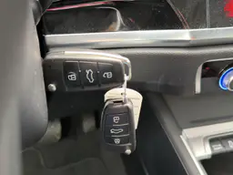 Audi Q3 - photo 15