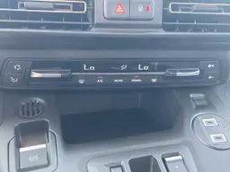 Citroen Berlingo - photo 24
