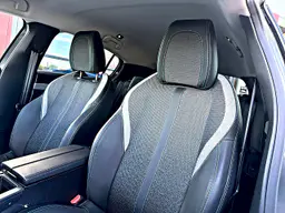 Peugeot 308 - photo 11