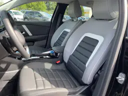 Citroen C4 X - photo 16