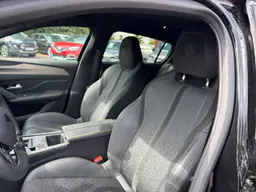 Peugeot 308 - photo 12