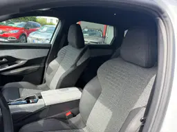 Peugeot 5008 - photo 12
