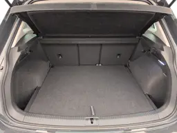 Volkswagen Tiguan - photo 11