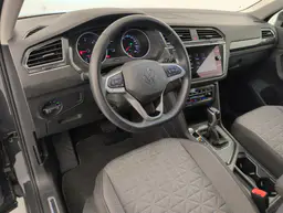 Volkswagen Tiguan - photo 15