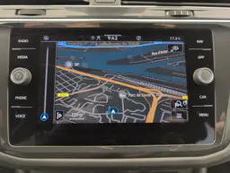 Volkswagen Tiguan - photo 18