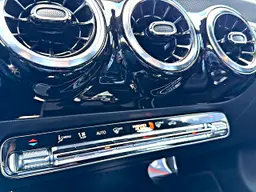 Mercedes-Benz CLA - photo 24