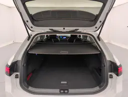 Volkswagen Passat - photo 11