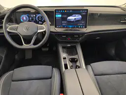 Volkswagen Passat - photo 13