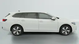 Volkswagen Passat - photo 8