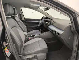 Volkswagen Golf - photo 9