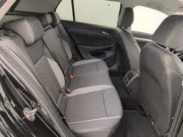 Volkswagen Golf - photo 10
