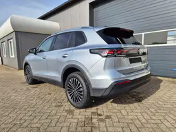 Volkswagen Tiguan - photo 3