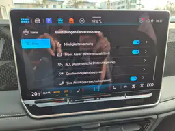 Volkswagen Tiguan - photo 21