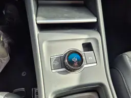 Volkswagen Tiguan - photo 27