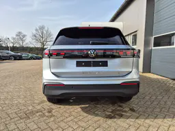 Volkswagen Tiguan - photo 4