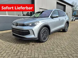 Volkswagen Tiguan - photo 1