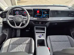 Volkswagen Tiguan - photo 11