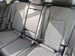 Volkswagen Tiguan - photo 13
