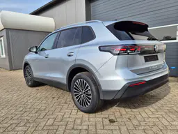 Volkswagen Tiguan - photo 3