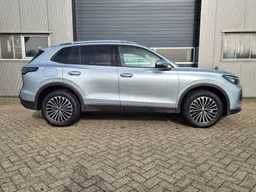 Volkswagen Tiguan - photo 6