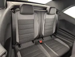 Volkswagen T-Roc - photo 2
