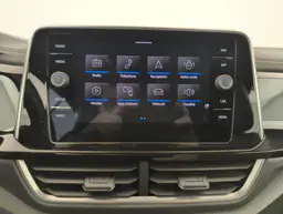 Volkswagen T-Roc - photo 8