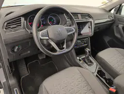 Volkswagen Tiguan - photo 15