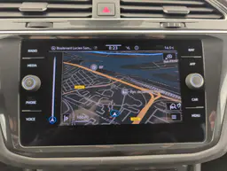 Volkswagen Tiguan - photo 18