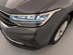 Volkswagen Tiguan - photo 21