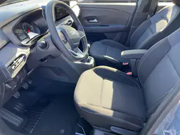 Dacia Sandero - photo 4