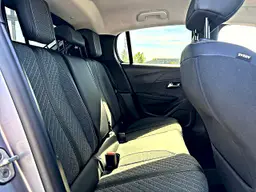 Peugeot 208 - photo 16