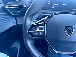 Peugeot 208 - photo 22