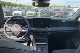 Volkswagen Tiguan - photo 12