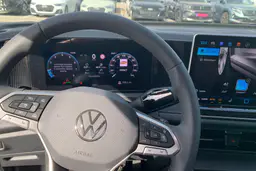 Volkswagen Tiguan - photo 13