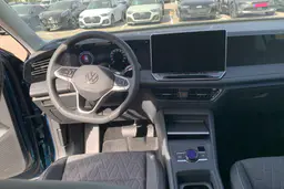 Volkswagen Tiguan - photo 17