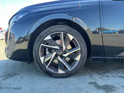 Peugeot 308 - photo 9