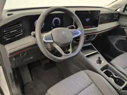 Volkswagen Tiguan - photo 16