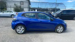 Renault Clio - photo 9