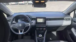 Renault Clio - photo 10