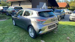 Renault Clio - photo 4