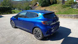Renault Clio - photo 1
